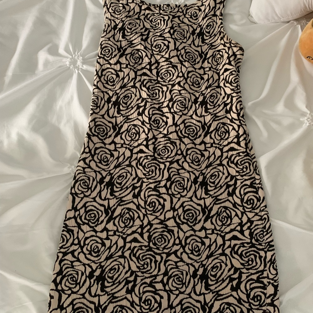 Black and Cream Sheath Midi Dress Scoop Neck Sleeveless